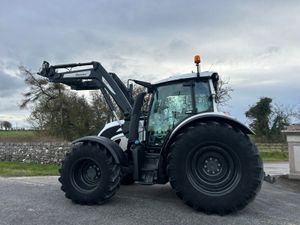Valtra N174 Versu 2350 Hours - Image 4