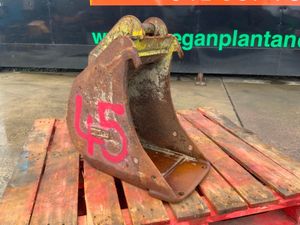 12" DIGGING BUCKET.......40mm PINS........45. - Image 3