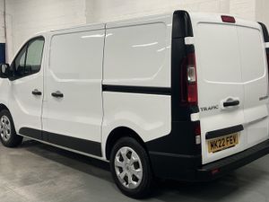 2022 Renault Trafic Panel Van - Image 4
