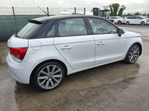 132 Audi A1  Sportback  1.6 Tdi - Image 3
