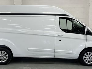 2022 Ford Transit Custom Panel Van - Image 4