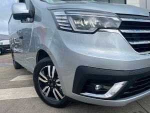 Renault Trafic Renault Trafic LL30 Blue DCI 170 Sp - Image 2