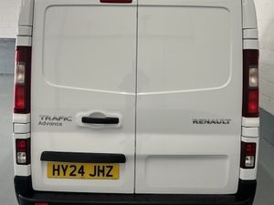 2024 Renault Trafic Panel Van - Image 2