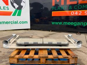 Volvo FM HI BAR / STROBES / HADLEY HORNS - Image 3