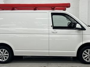 2021 Volkswagen Transporter Panel Van - Image 4