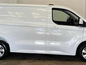 2024 Ford Transit Custom Panel Van - Image 4