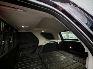 Land Rover Discovery MY19 3.0 SDV6 SE COM COMMERCI - Image 2