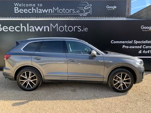 VOLKSWAGEN TOUAREG 3.0 TDI 231 BHP R LINE AUTO - Image 2