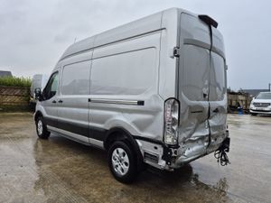 2025 TRANSIT 350 LIMITED 2.0 TDCI 165 BHP - Image 4