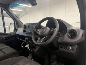 2023 Mercedes-Benz Sprinter Panel Van - Image 3
