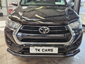 24 TOYOTA HILUX 2.4D4D ICON 4WD 150 BHP - Image 4