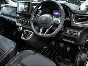 Renault Trafic TRAFIC LL30 BLUE DCI 150 EXTRA. Ex - Image 4