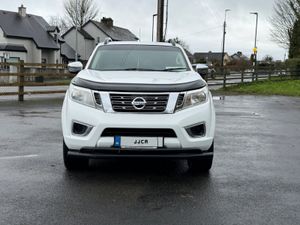 ABSOLUTELY STUNNING 2016 NISSAN NAVARA - Image 2