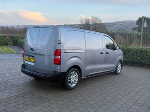 2021 (212 Reg) Citroen Dispatch Enterprise 1.5 100 - Image 3