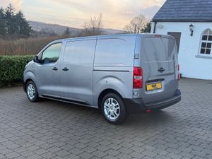 2021 (212 Reg) Citroen Dispatch Enterprise 1.5 100 - Image 4
