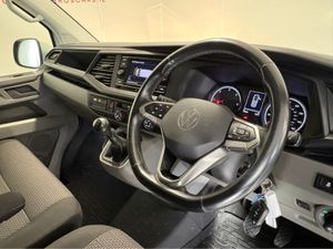 Volkswagen Transporter T30 HIGHLINE TDI P/V - Image 3