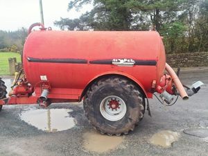 HiSpec 2300 Gal Tanker (Off Farm Condition) - Image 3
