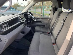 Volkswagen Transporter 2021  DSG  LWB  Crew Cab - Image 4