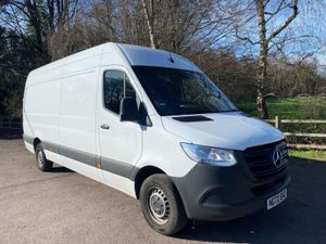 Mercedes-Benz Sprinter 2023 - Image 2