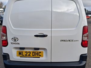 2022 Toyota ProAce City Small Panel Van - Image 2