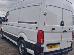 2022 MAN TGE Panel Van - Image 2