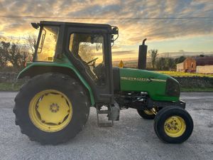 1996 John Deere 3200 2wd - Image 2