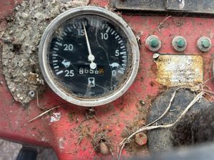 1984 Massey Ferguson 240 - Image 2