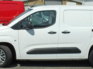 2020 Citroen Berlingo Small Panel Van - Image 3