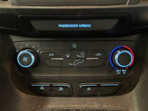 2021 Ford Transit Connect Small Panel Van - Image 4