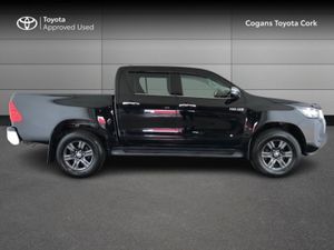 Toyota Hilux SR5 DOUBLE CAB 4DR - Image 3
