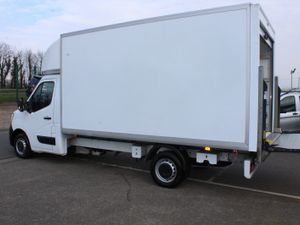 2024 Renault Master 35 L3H1 Luton - Image 4