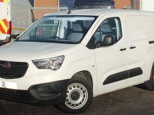 2021 Vauxhall Combo Small Panel Van - Image 2