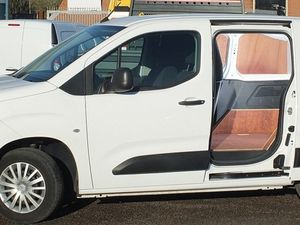 2021 Citroen Berlingo Small Panel Van - Image 2