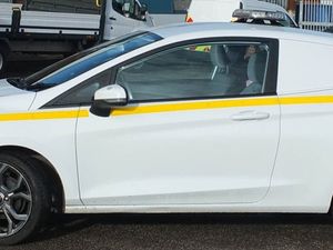 2021 Ford Fiesta Car Derived Van - Image 4