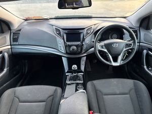 2013 Hyundai i40.   Diesel - Image 4