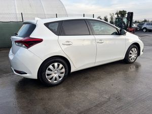 2018 Toyota Auris Light Damage - Image 3