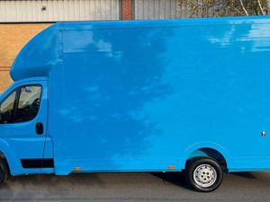 2022 Peugeot Boxer Luton Box Van - Image 2