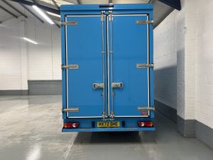 2022 Peugeot Boxer Luton Box Van - Image 3