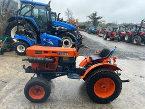 Kubota B6100 Compact Tractor - Image 4