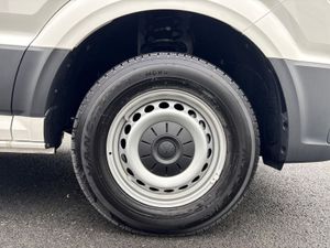 Volkswagen Crafter Trendline LWB Maxi 177 HP 6sp M - Image 4
