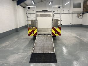 2021 Peugeot Boxer Dropside Van - Image 2