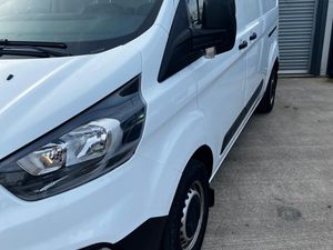 Ford Transit Custom 2021 LWB, FSH, Ready to go - Image 2