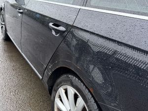 Vw Passat Estate tdi *** DAMAGED REPAIRABLE *** - Image 4