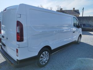 2018 Nissan nv300 1.6 dci long wheel base - Image 4