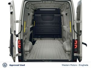 Volkswagen Crafter Highline 35 MWB 140BHP - Image 4