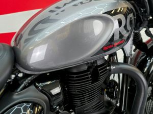 2023 Royal Enfield Meteor 350 - Image 4