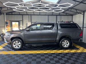 Toyota Hilux 2016 2.4D Manual - Image 4