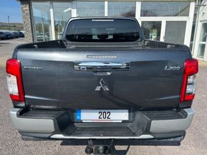 Mitsubishi L200 WARRIOR DI-D AUTO DCB - Image 4