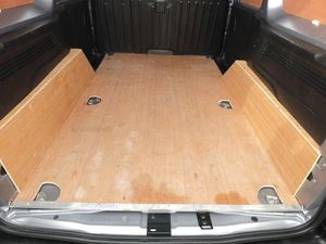 2023 Peugeot Partner Small Panel Van - Image 4