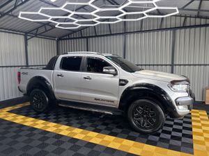 Ford Ranger 2018 Wildtrak 3.2 Auto!! - Image 2